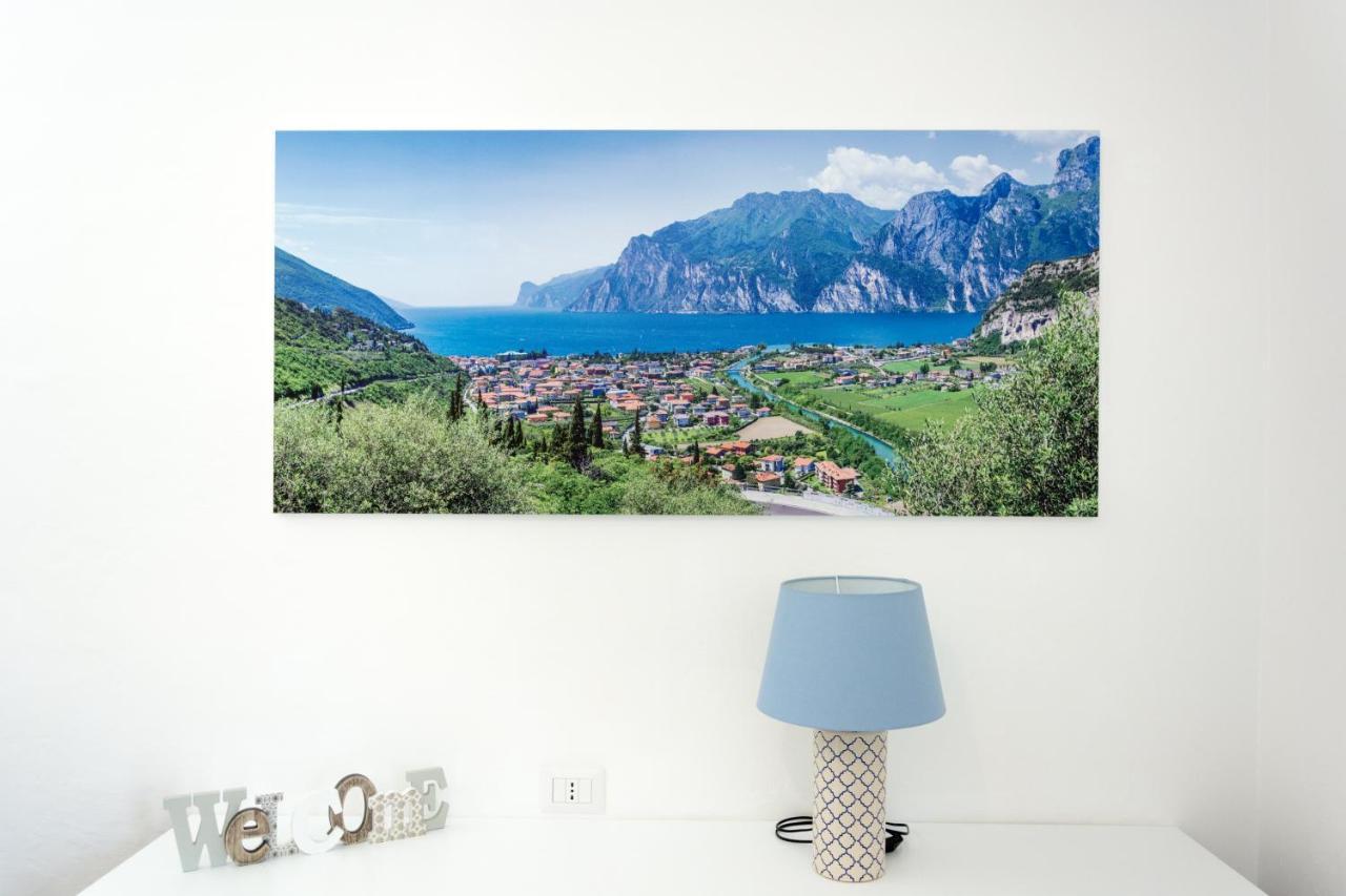 Nirvana Apartments Torbole Sul Garda Екстериор снимка